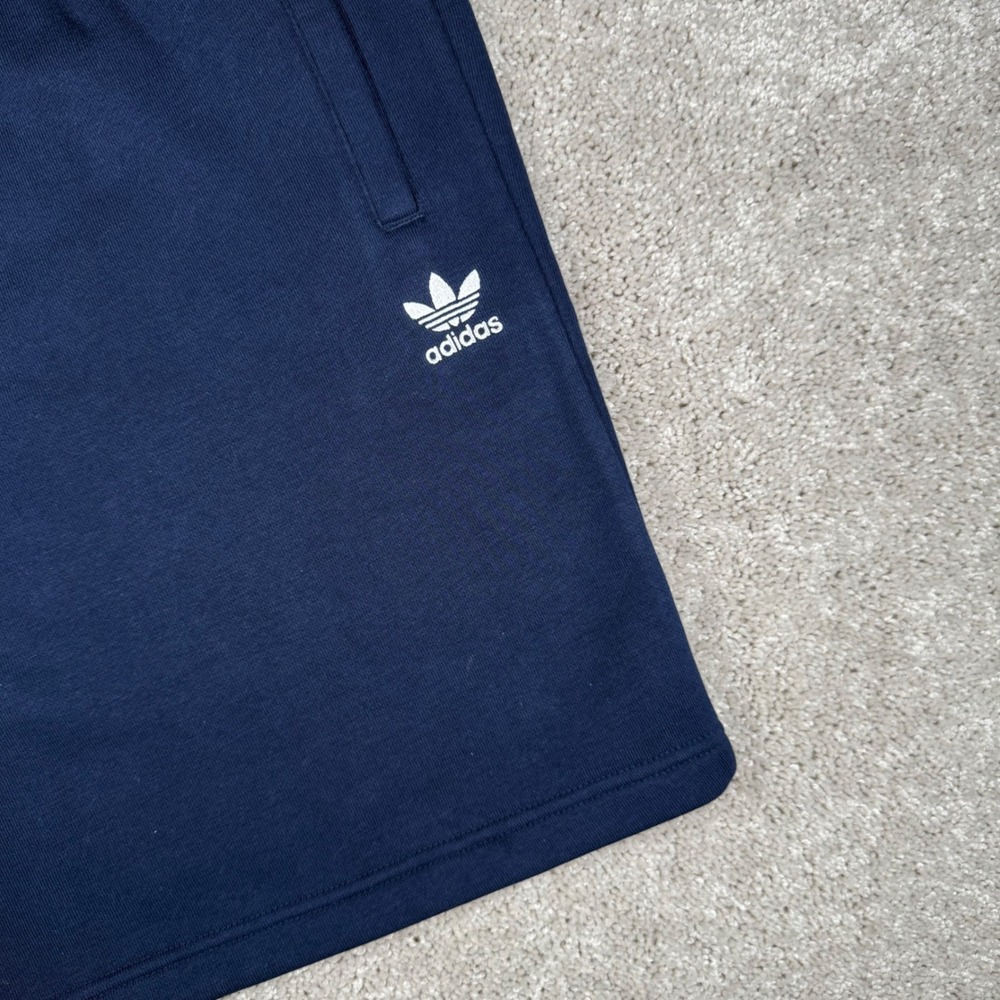 NWT‎ Adidas Originals Essential Short 2XL Mens Navy Blue Trefoil Logo Gym Casual - Picture 2 of 10